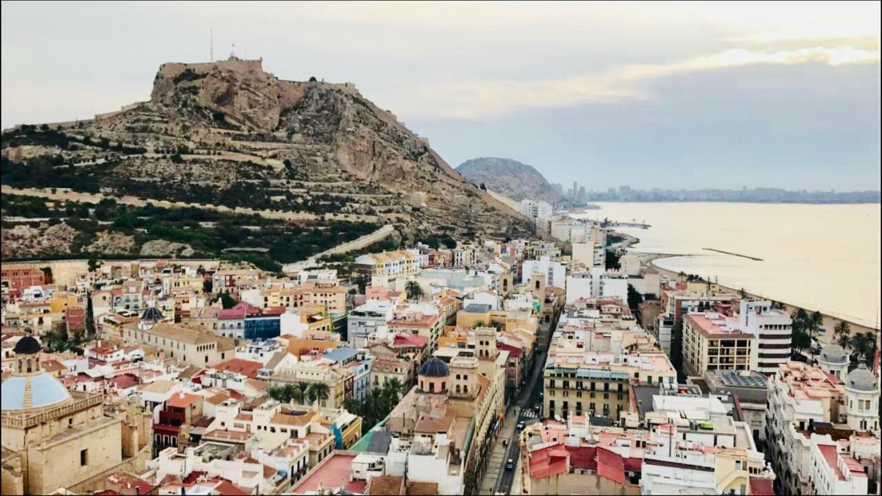 Boutique Apartment By The Sea Alicante Eksteriør billede