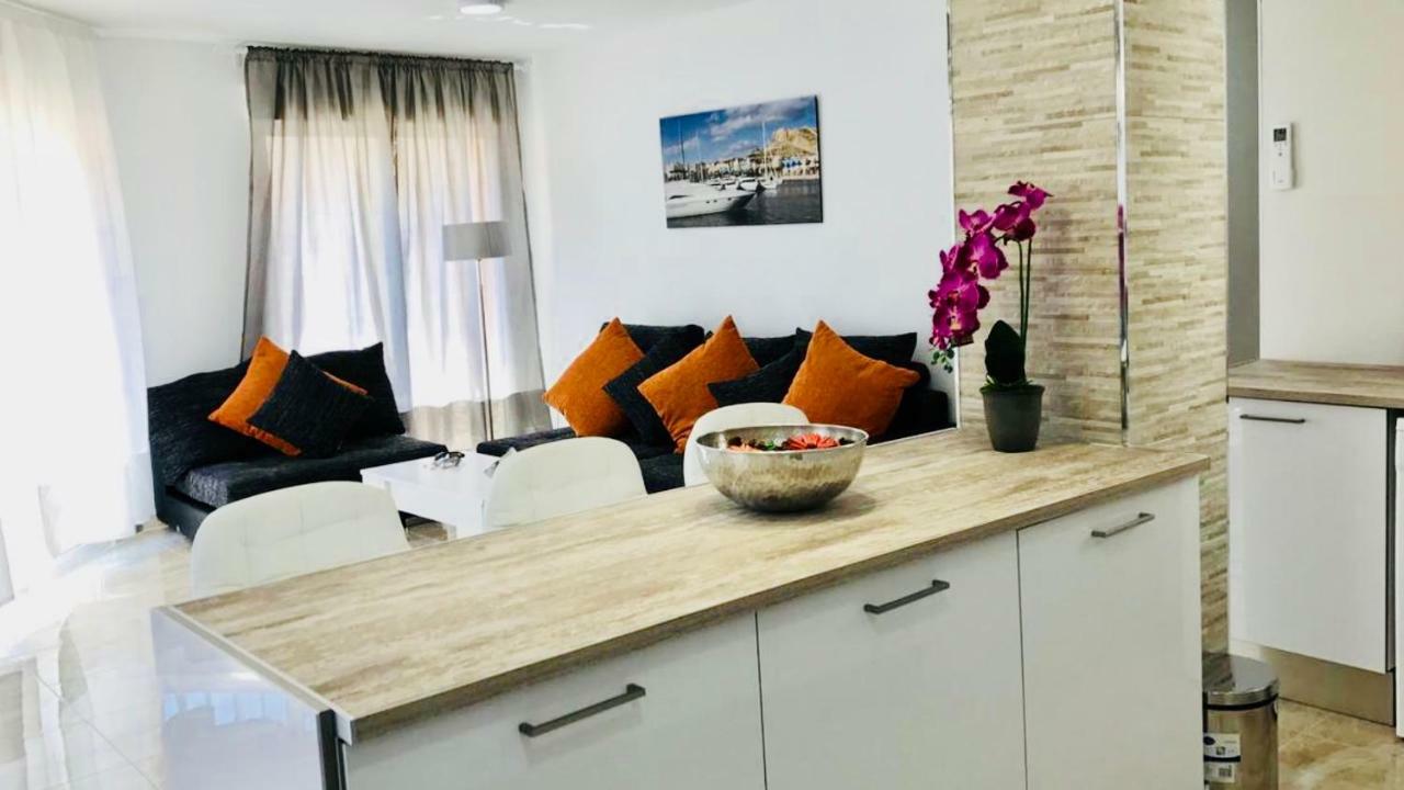 Boutique Apartment By The Sea Alicante Eksteriør billede